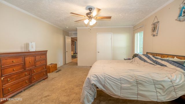 124 &118 Nickey Lane, Harriman, TN 37748
