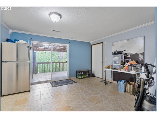 1975 Ne 2ND Pl, Hillsboro, OR 97124
