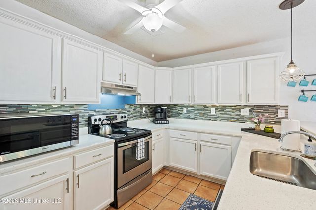 6671 Ironwood Drive, Olive Branch, MS 38654