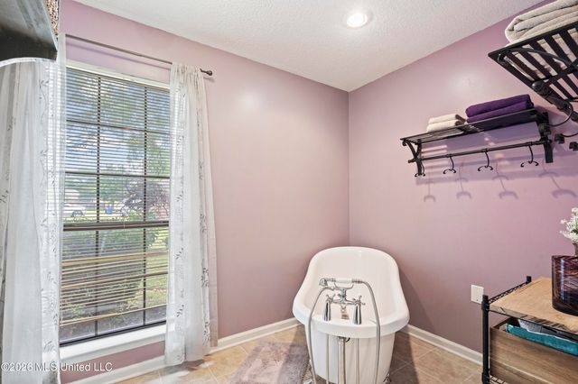 6671 Ironwood Drive, Olive Branch, MS 38654