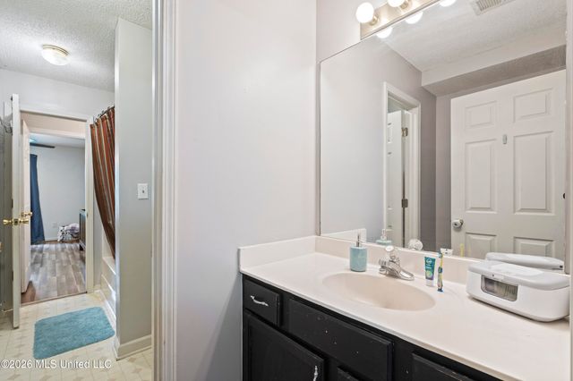 6671 Ironwood Drive, Olive Branch, MS 38654