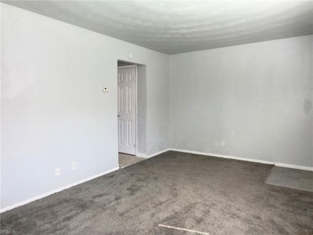 1625 W Pembroke Ave Apt 4, Hampton, VA 23661