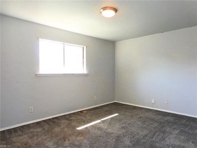 1625 W Pembroke Ave Apt 4, Hampton, VA 23661