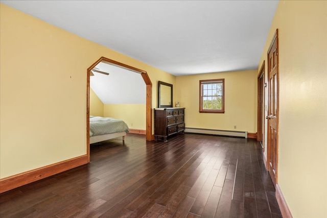 35 Haynes Road, Deerfield, NH 03037