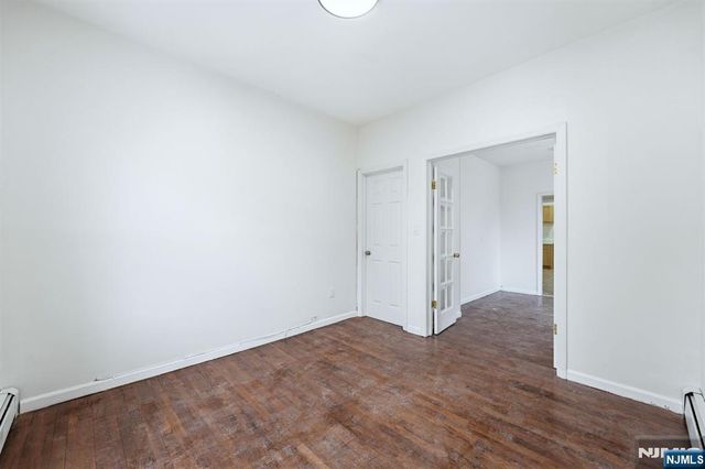 72 13th Street, Newark, NJ 07107