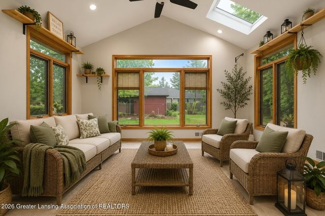 1438 N Hagadorn Road, East Lansing, MI 48823