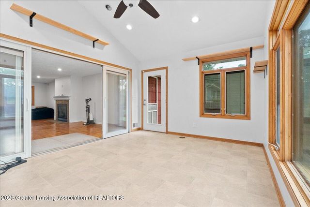 1438 N Hagadorn Road, East Lansing, MI 48823