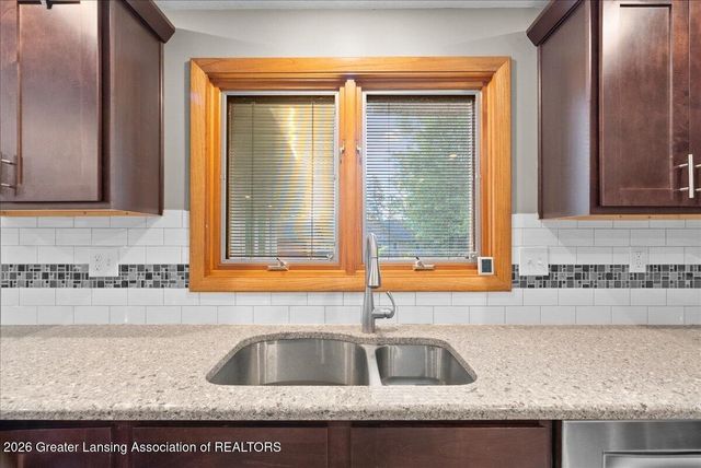 1438 N Hagadorn Road, East Lansing, MI 48823