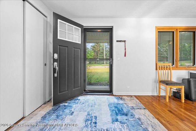 1438 N Hagadorn Road, East Lansing, MI 48823