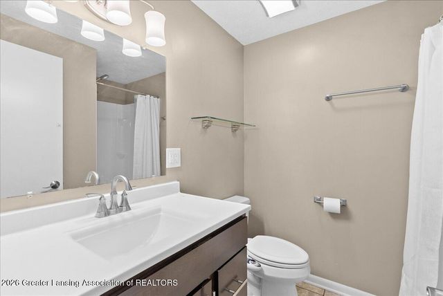 1438 N Hagadorn Road, East Lansing, MI 48823