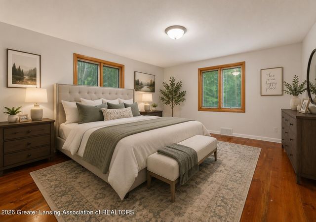 1438 N Hagadorn Road, East Lansing, MI 48823