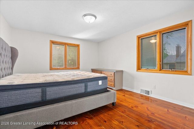 1438 N Hagadorn Road, East Lansing, MI 48823