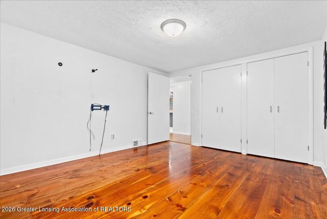 1438 N Hagadorn Road, East Lansing, MI 48823