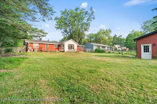 1438 N Hagadorn Road, East Lansing, MI 48823