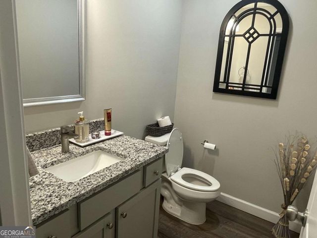 410 A N Caswell Street A, Glennville, GA 30427