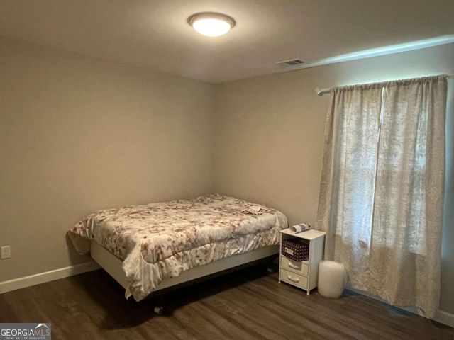 410 A N Caswell Street A, Glennville, GA 30427