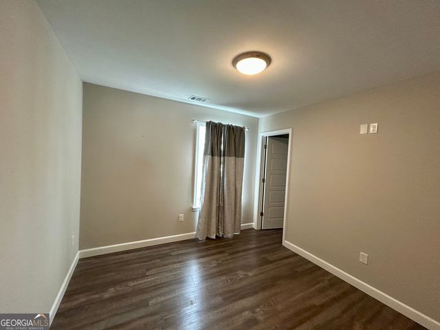 410 A N Caswell Street A, Glennville, GA 30427