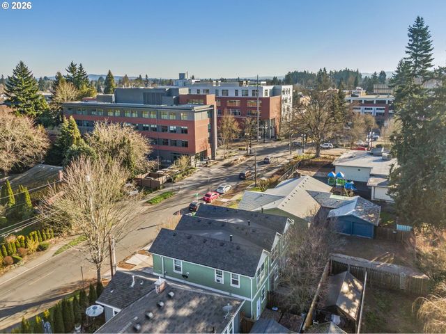 121 Se 8TH Ave, Hillsboro, OR 97123