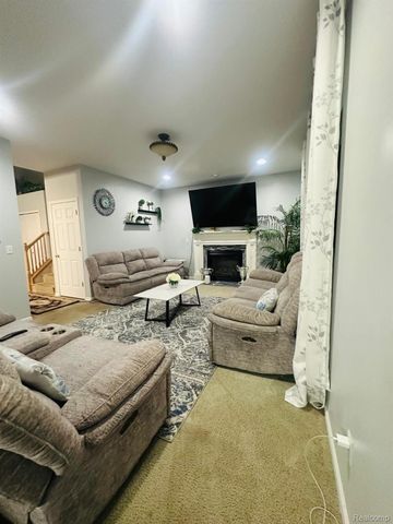 2216 Legacy Drive, Burton, MI 48519