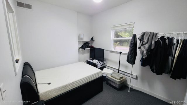 2216 Legacy Drive, Burton, MI 48519