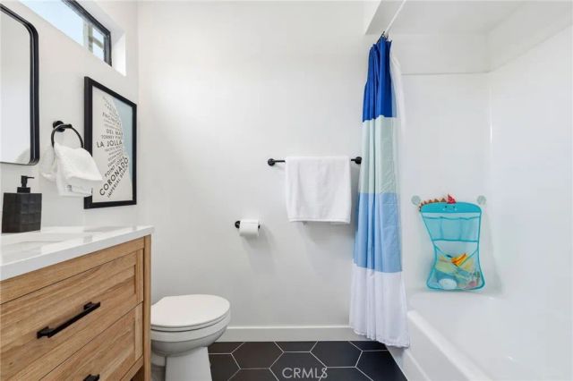 4821 Riverton 2, North Hollywood, CA 91601