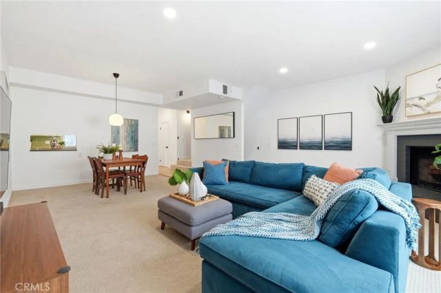 4821 Riverton 2, North Hollywood, CA 91601