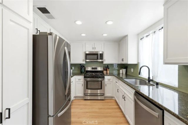 4821 Riverton 2, North Hollywood, CA 91601