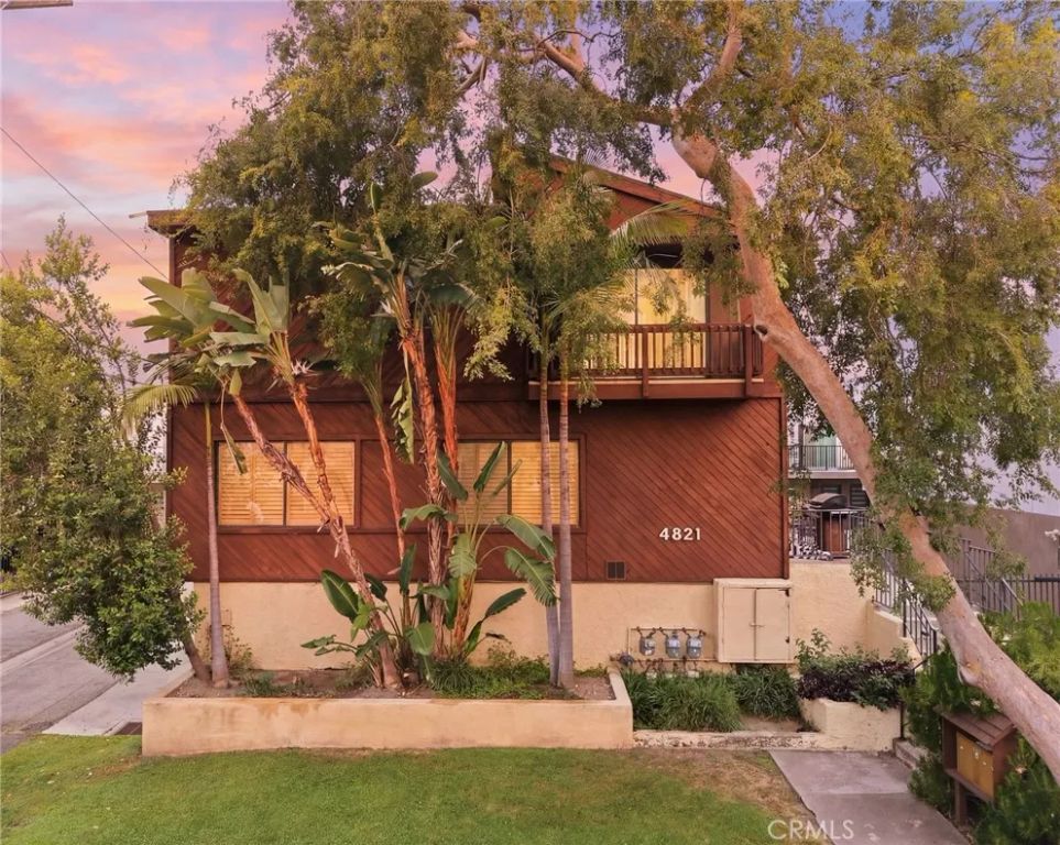 4821 Riverton 2, North Hollywood, CA 91601