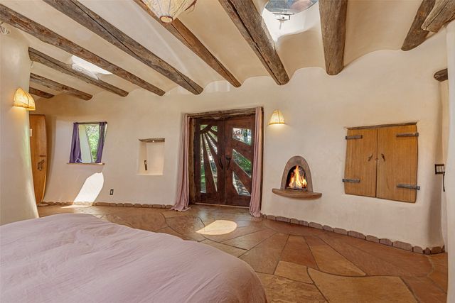 41 Estrada Calabasa, Santa Fe, NM 87506