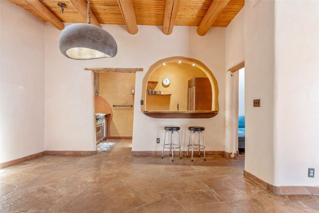 41 Estrada Calabasa, Santa Fe, NM 87506