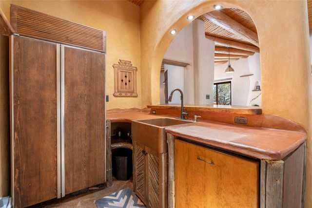 41 Estrada Calabasa, Santa Fe, NM 87506
