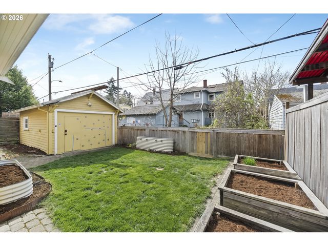 5765 N WILLIAMS Ave, Portland, OR 97217