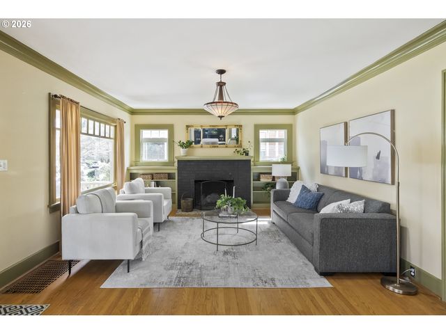 5765 N WILLIAMS Ave, Portland, OR 97217