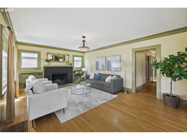 5765 N WILLIAMS Ave, Portland, OR 97217