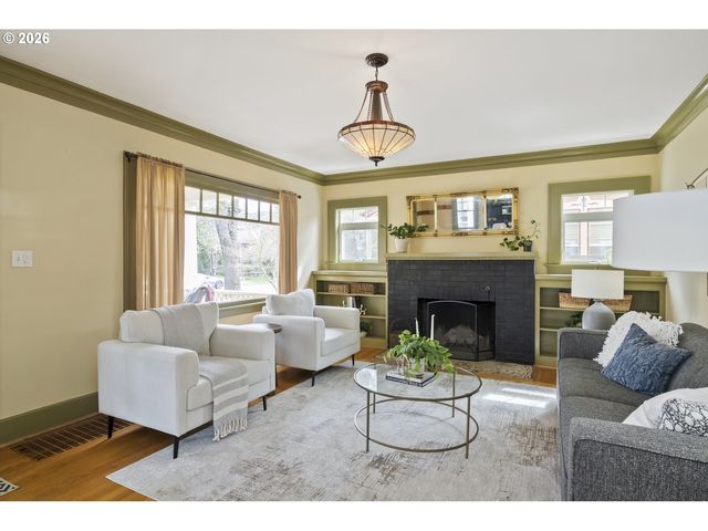 5765 N WILLIAMS Ave, Portland, OR 97217