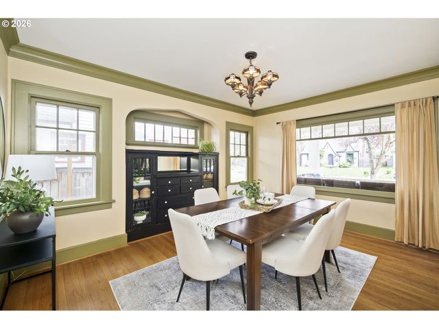 5765 N WILLIAMS Ave, Portland, OR 97217