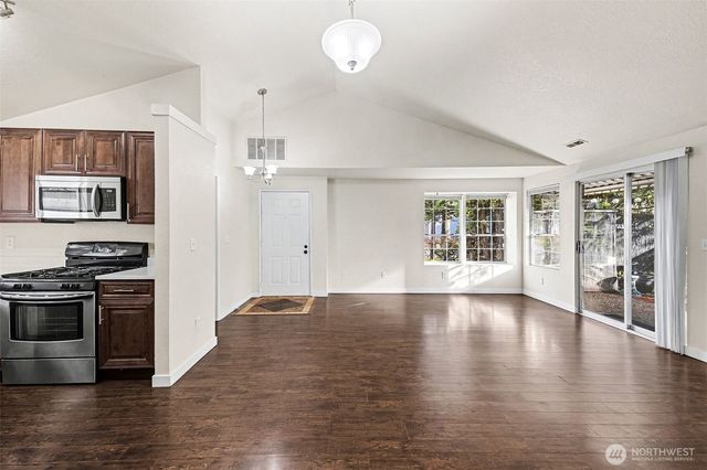 9103 183rd Avenue NE, Redmond, WA 98052