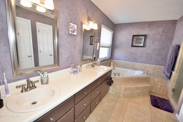 2601 Parkwood Drive, Panama City, FL 32405