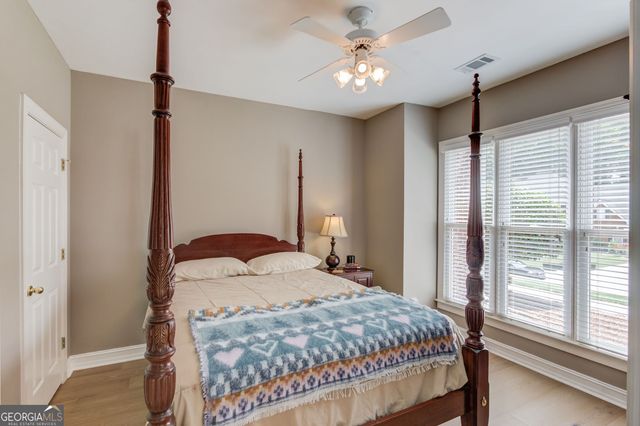 1721 Crowes Lake Court, Lawrenceville, GA 30043