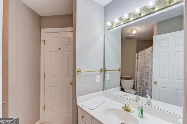 1721 Crowes Lake Court, Lawrenceville, GA 30043
