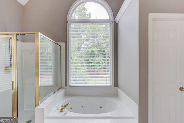 1721 Crowes Lake Court, Lawrenceville, GA 30043