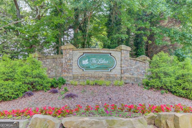 1721 Crowes Lake Court, Lawrenceville, GA 30043