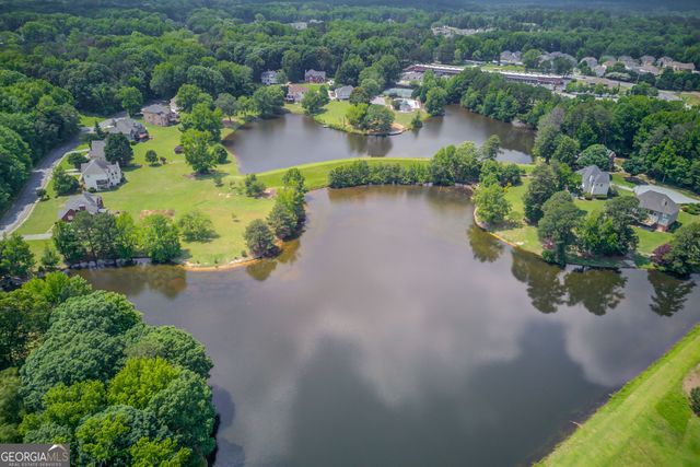 1721 Crowes Lake Court, Lawrenceville, GA 30043