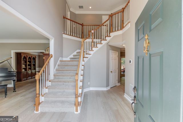 1721 Crowes Lake Court, Lawrenceville, GA 30043