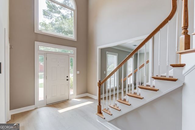 1721 Crowes Lake Court, Lawrenceville, GA 30043
