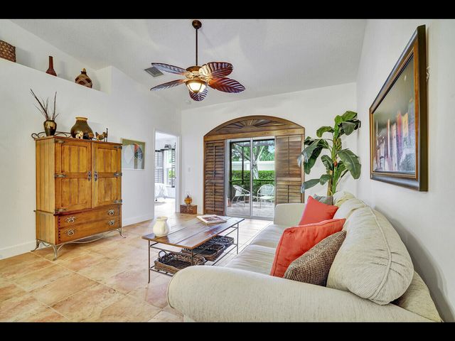 5149 Toscana Trail, Boynton Beach, FL 33437