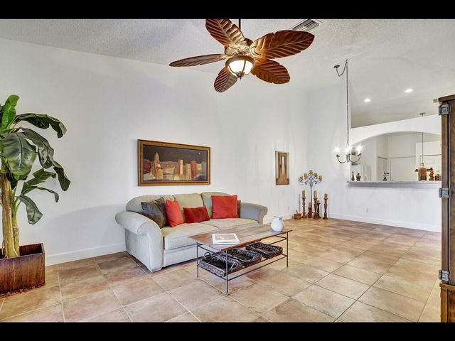 5149 Toscana Trail, Boynton Beach, FL 33437