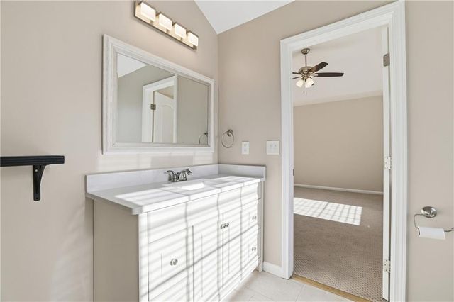 52 Central Park Drive, Atlanta, GA 30354