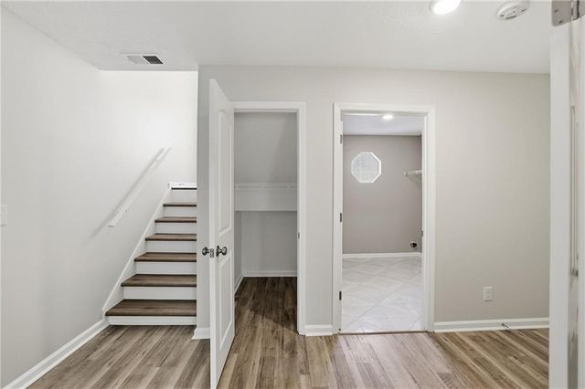 52 Central Park Drive, Atlanta, GA 30354