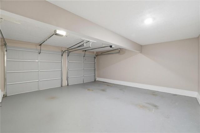 52 Central Park Drive, Atlanta, GA 30354